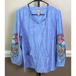Chico's Women's Chambray Blue Tassel Tie Neck Top Parrot Embroidered Sleeves EUC